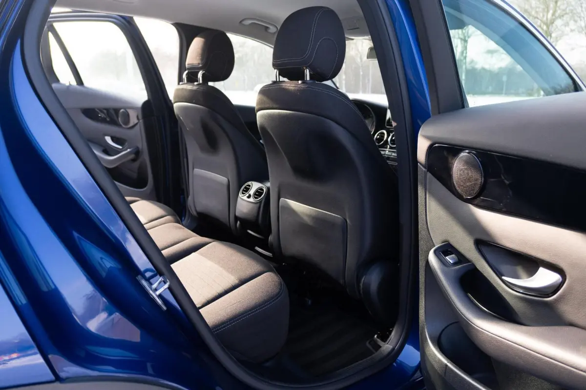 350e 4MATIC Premium AMG | Hybride | 1ste Eig | Trekhaak | Cruise | LED | Stoelverwarm. | Dealer onderhouden