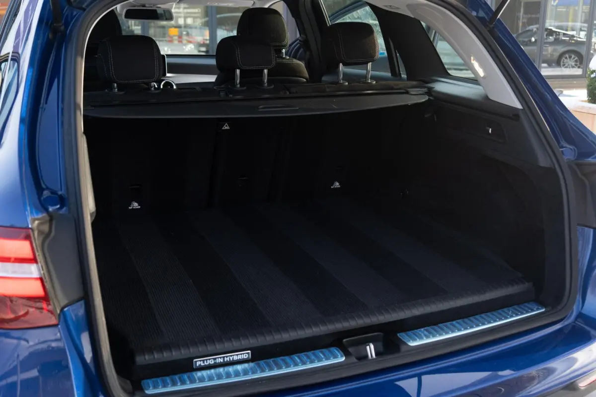 350e 4MATIC Premium AMG | Hybride | 1ste Eig | Trekhaak | Cruise | LED | Stoelverwarm. | Dealer onderhouden