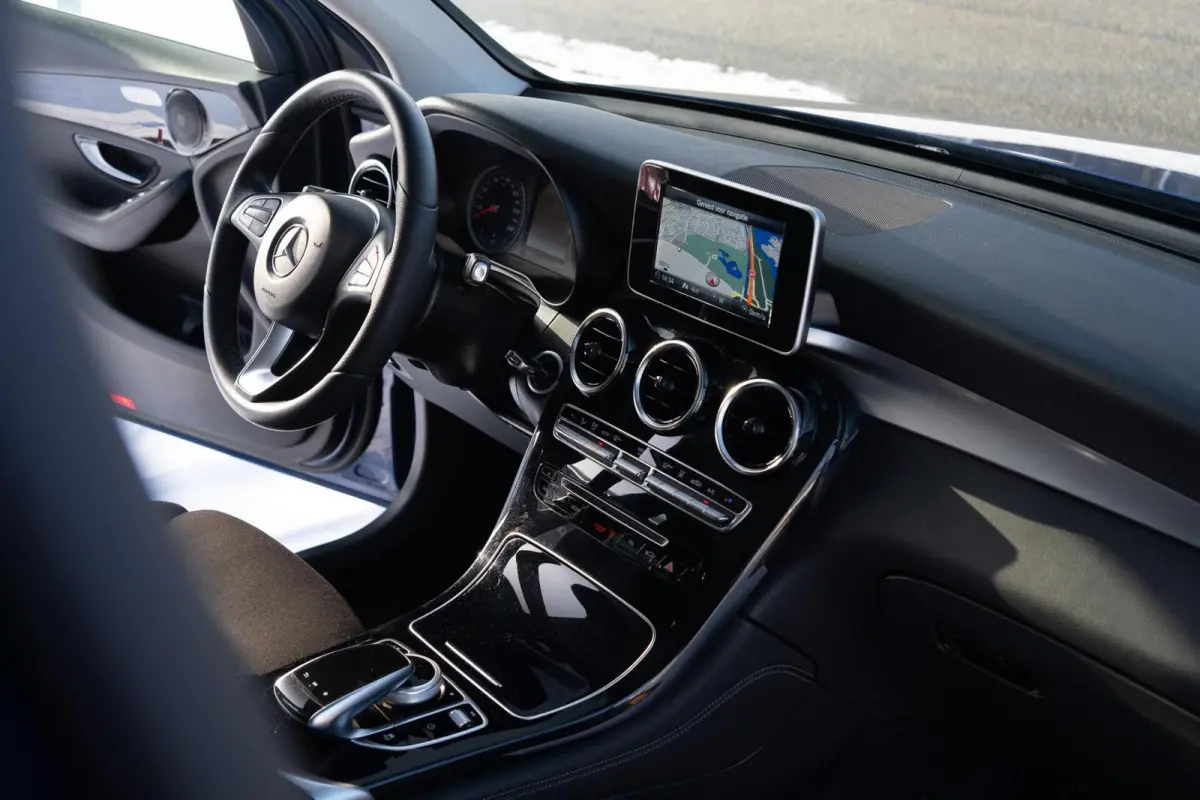 350e 4MATIC Premium AMG | Hybride | 1ste Eig | Trekhaak | Cruise | LED | Stoelverwarm. | Dealer onderhouden