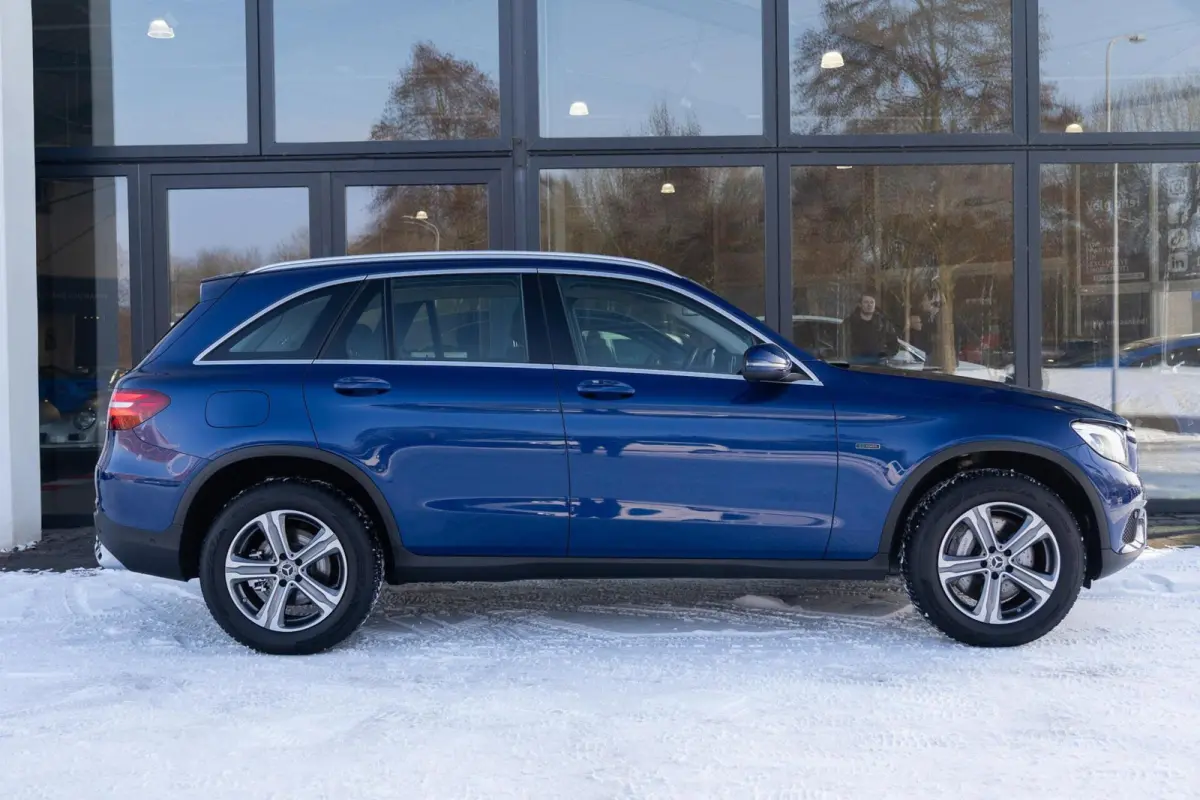 350e 4MATIC Premium AMG | Hybride | 1ste Eig | Trekhaak | Cruise | LED | Stoelverwarm. | Dealer onderhouden