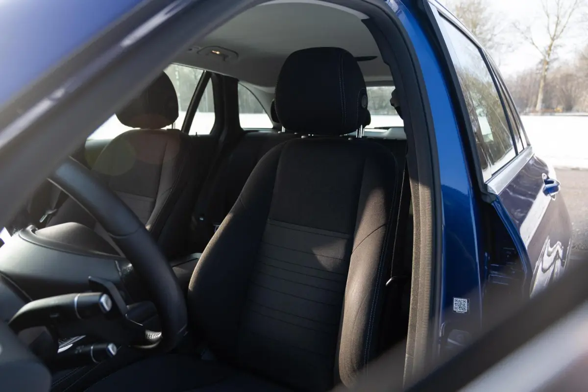 350e 4MATIC Premium AMG | Hybride | 1ste Eig | Trekhaak | Cruise | LED | Stoelverwarm. | Dealer onderhouden