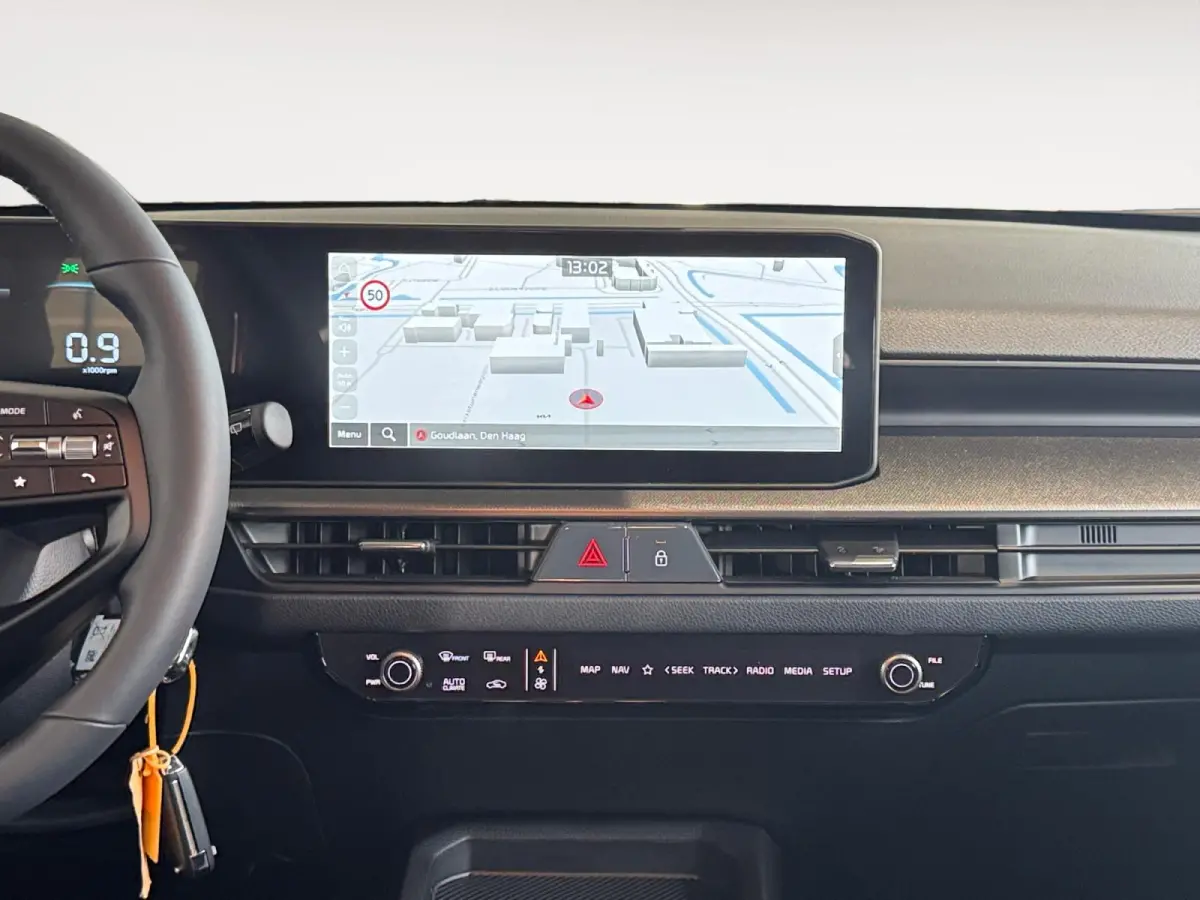 1.0 T-GDi MHEV DynamicPlusLine | NU MET €1.000,- inruilpremie! | Parkeersensoren voor- en achterzijde | Climate Control