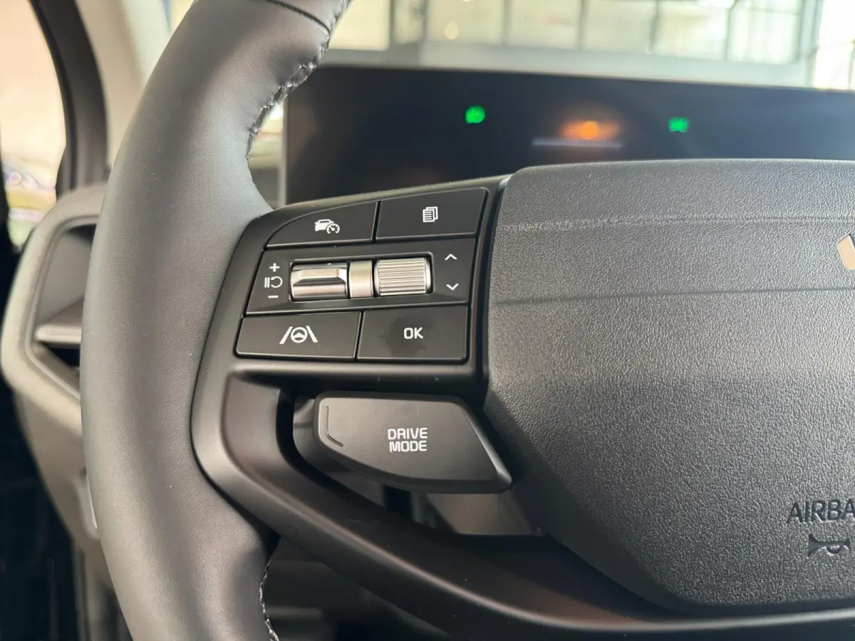 1.0 T-GDi MHEV DynamicPlusLine | NU MET €1.000,- inruilpremie! | Parkeersensoren voor- en achterzijde | Climate Control