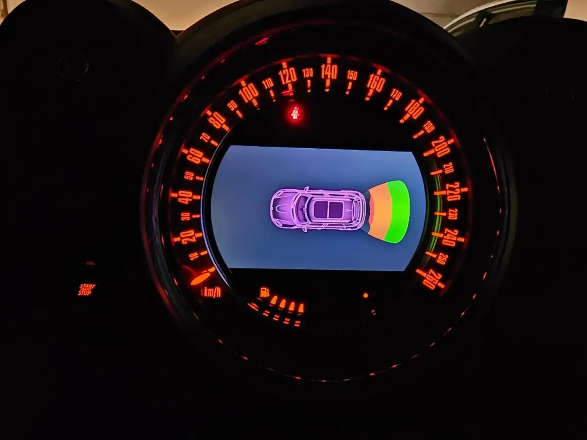1.6 AUTOMAAT CLIMA CRUIS NAV