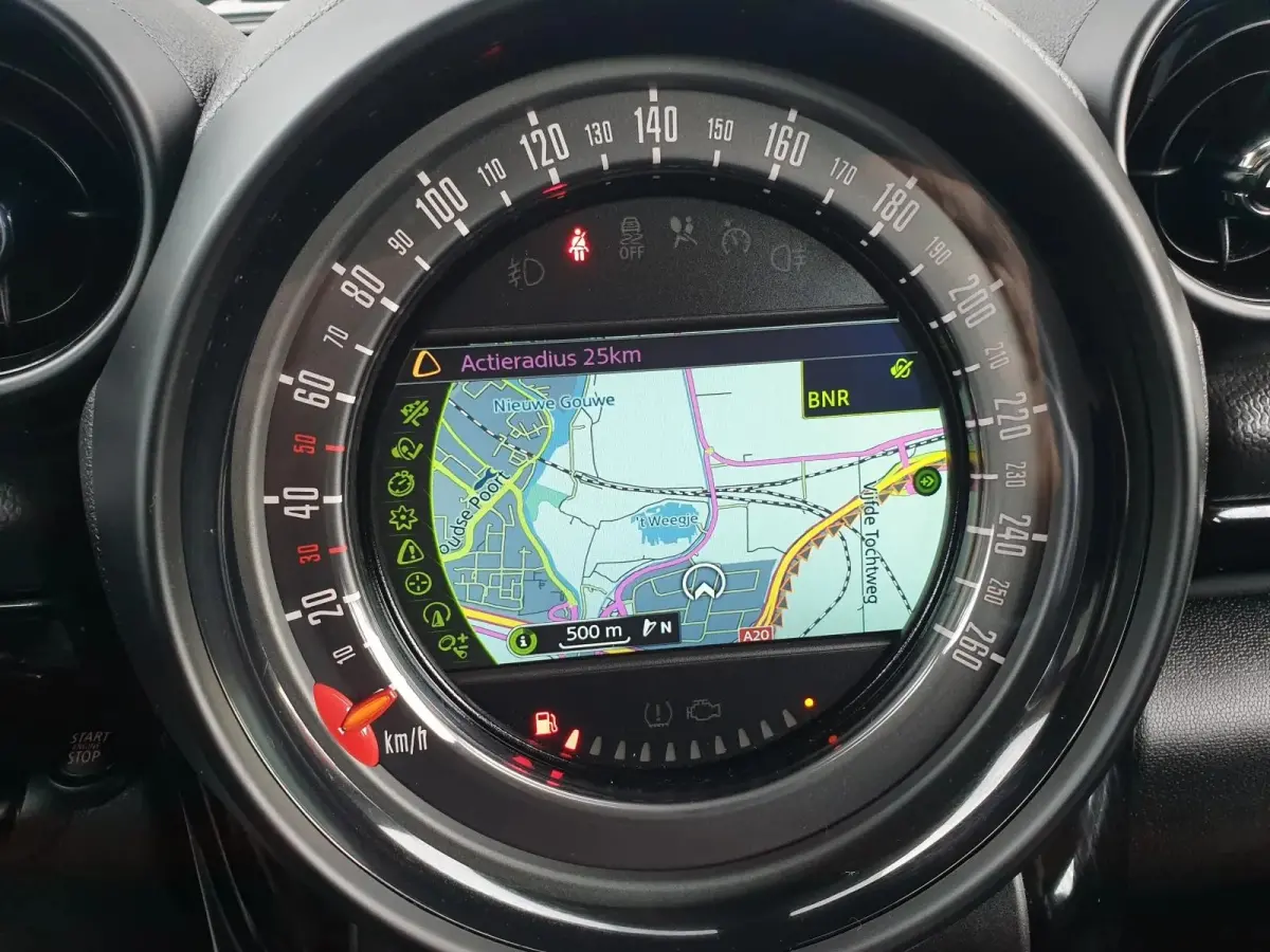 1.6 AUTOMAAT CLIMA CRUIS NAV