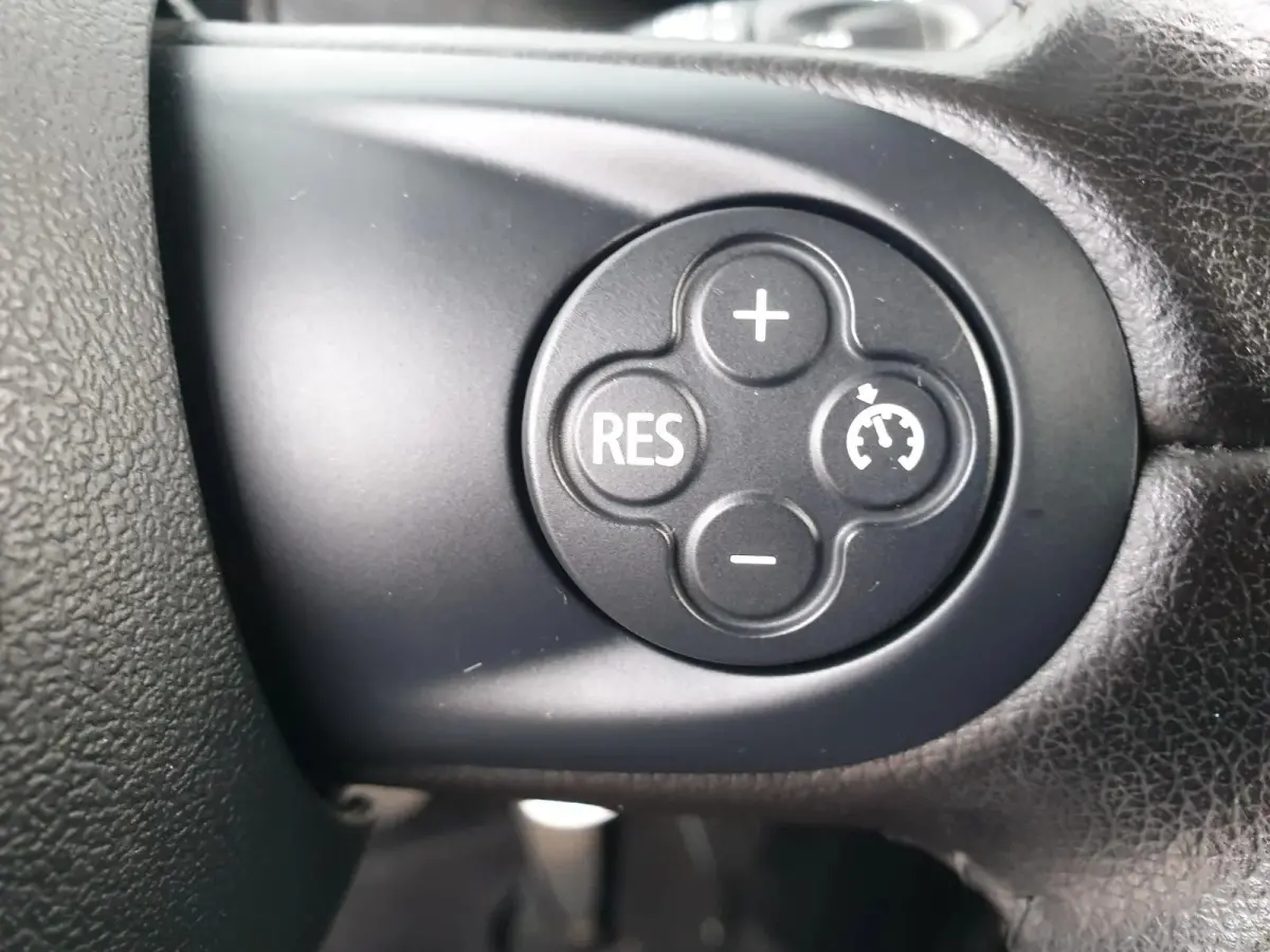 1.6 AUTOMAAT CLIMA CRUIS NAV