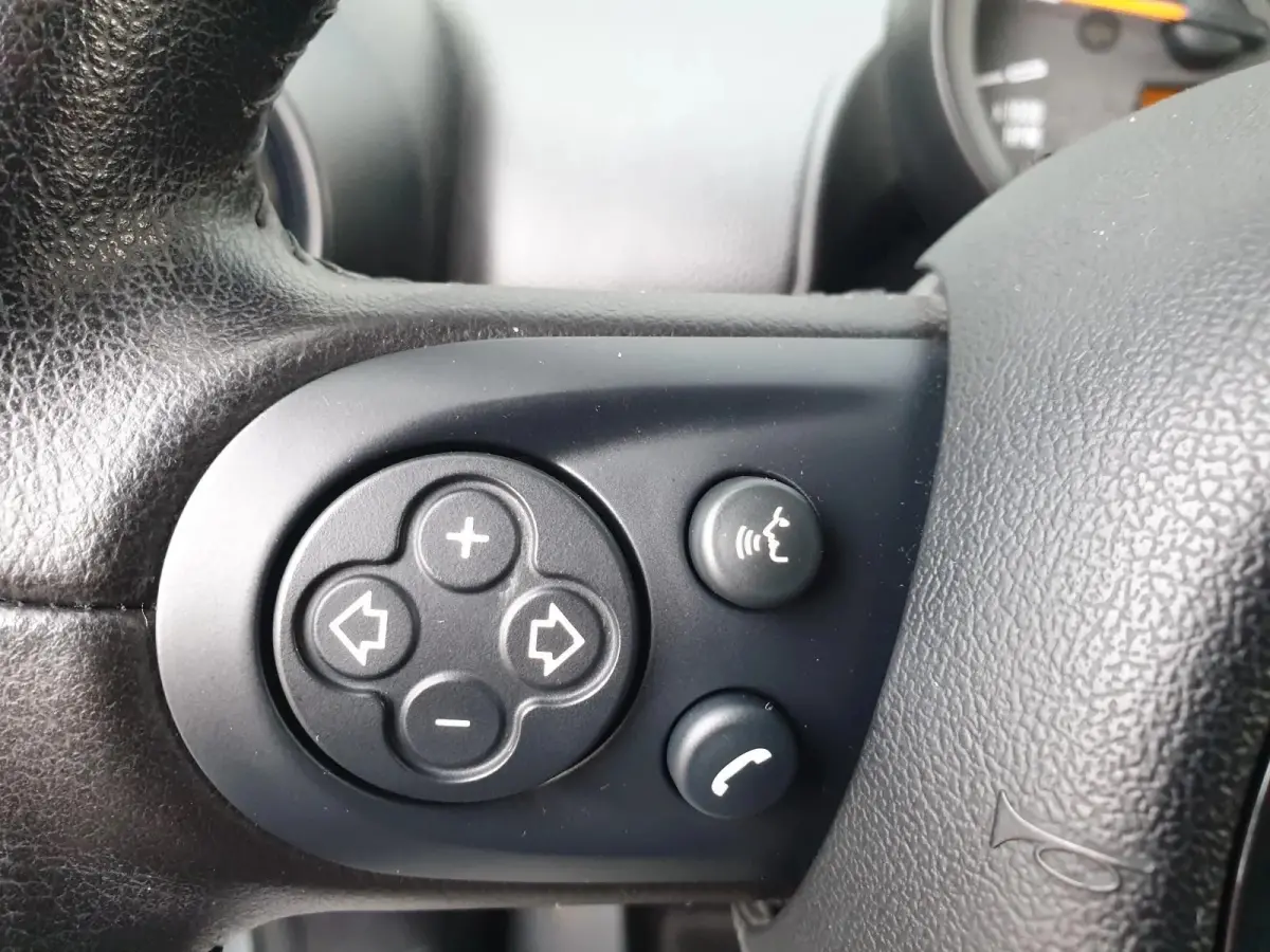 1.6 AUTOMAAT CLIMA CRUIS NAV