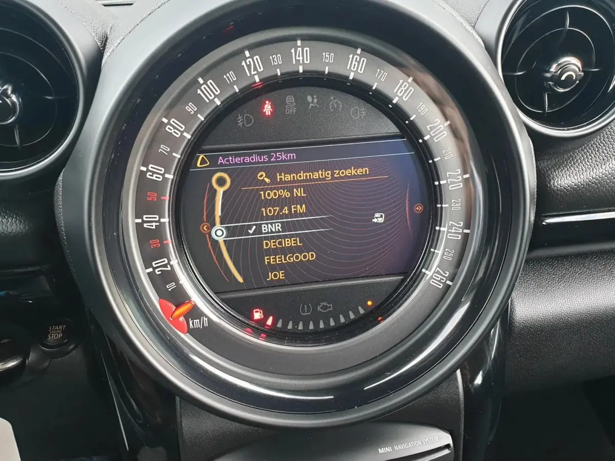 1.6 AUTOMAAT CLIMA CRUIS NAV