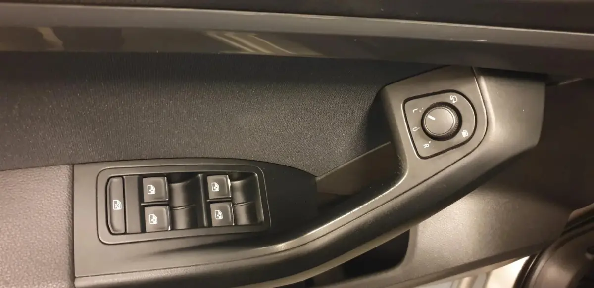 1.0 EDITION CARPLAY NAVI PANO CAMERA