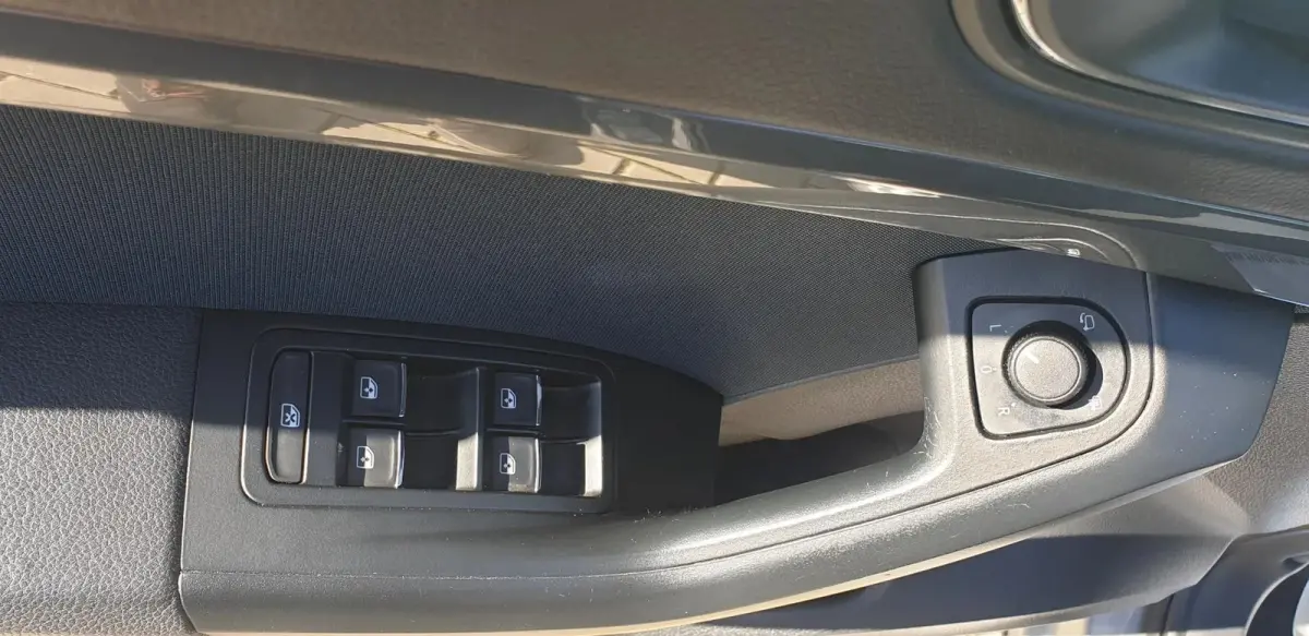 1.0 EDITION CARPLAY NAVI PANO CAMERA