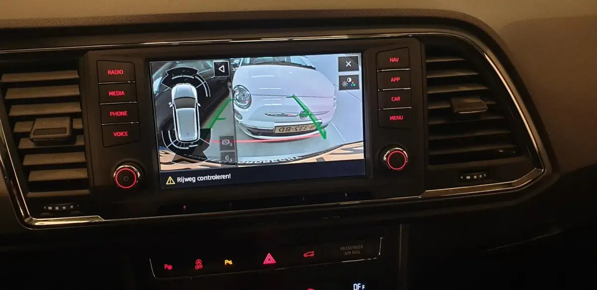 1.0 EDITION CARPLAY NAVI PANO CAMERA