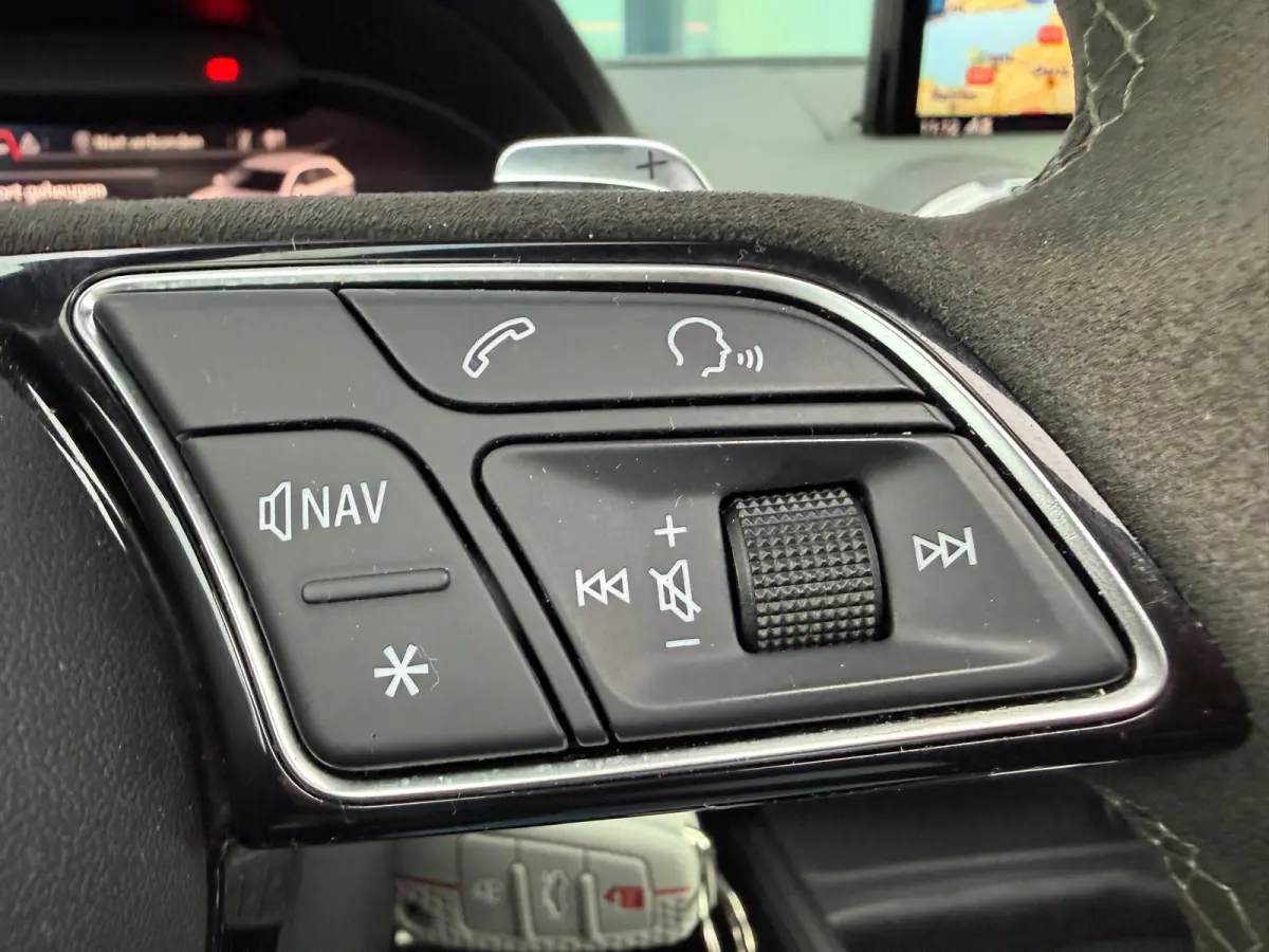 2.5 TFSI RS3 quattro Full Panorama B&O RS Seats Camera Parksens.