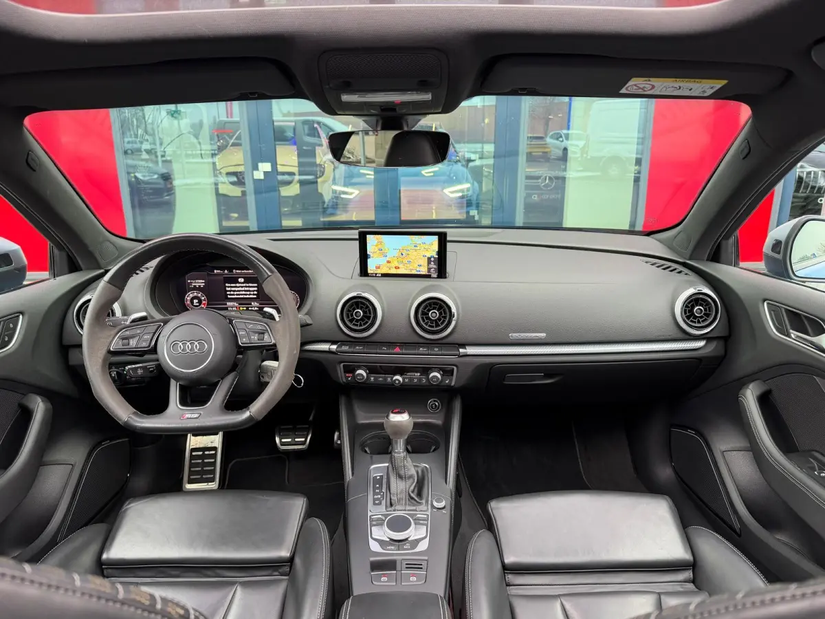 2.5 TFSI RS3 quattro Full Panorama B&O RS Seats Camera Parksens.