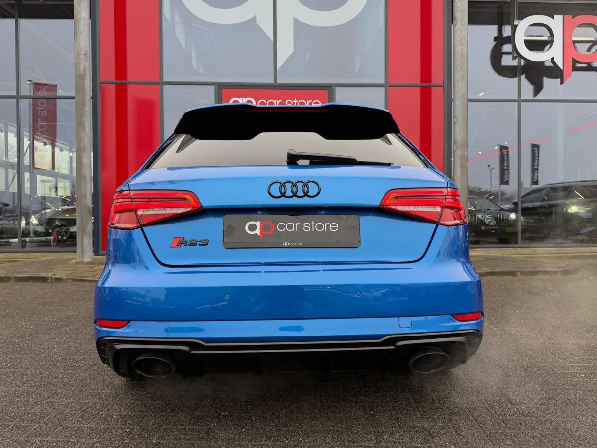 2.5 TFSI RS3 quattro Full Panorama B&O RS Seats Camera Parksens.