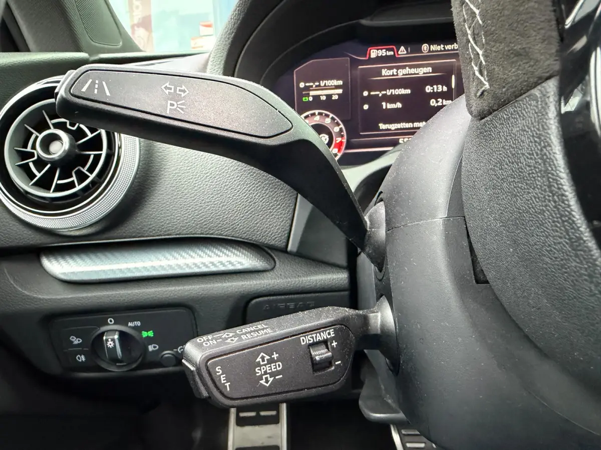 2.5 TFSI RS3 quattro Full Panorama B&O RS Seats Camera Parksens.