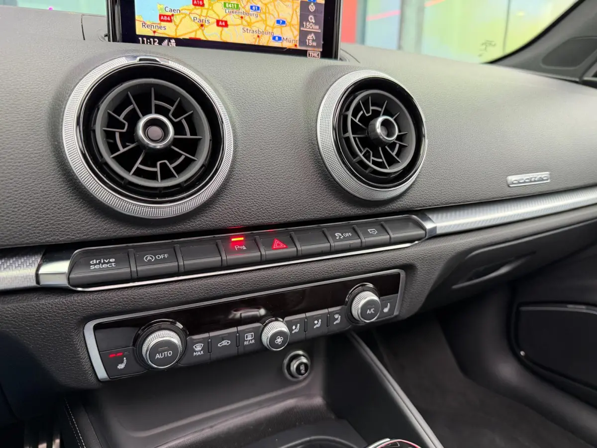 2.5 TFSI RS3 quattro Full Panorama B&O RS Seats Camera Parksens.