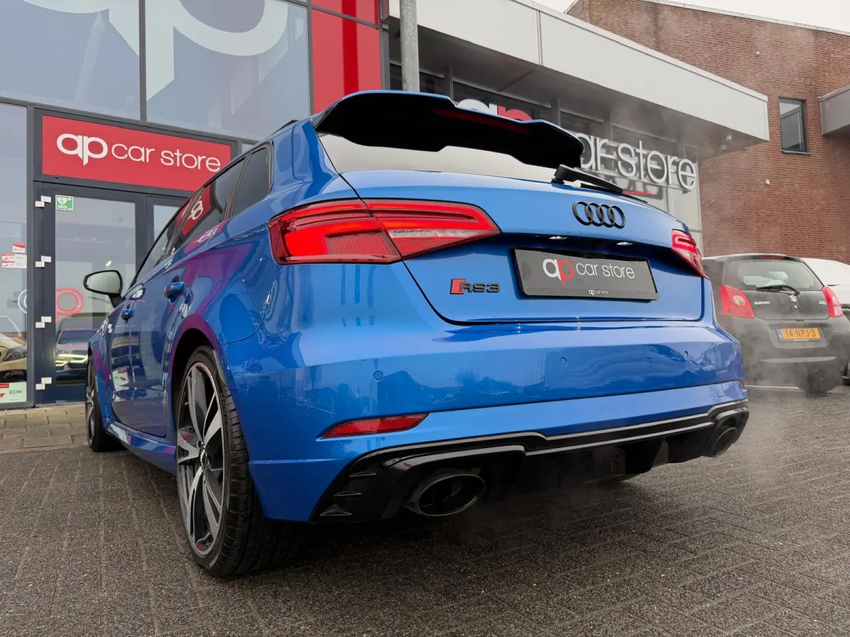 2.5 TFSI RS3 quattro Full Panorama B&O RS Seats Camera Parksens.