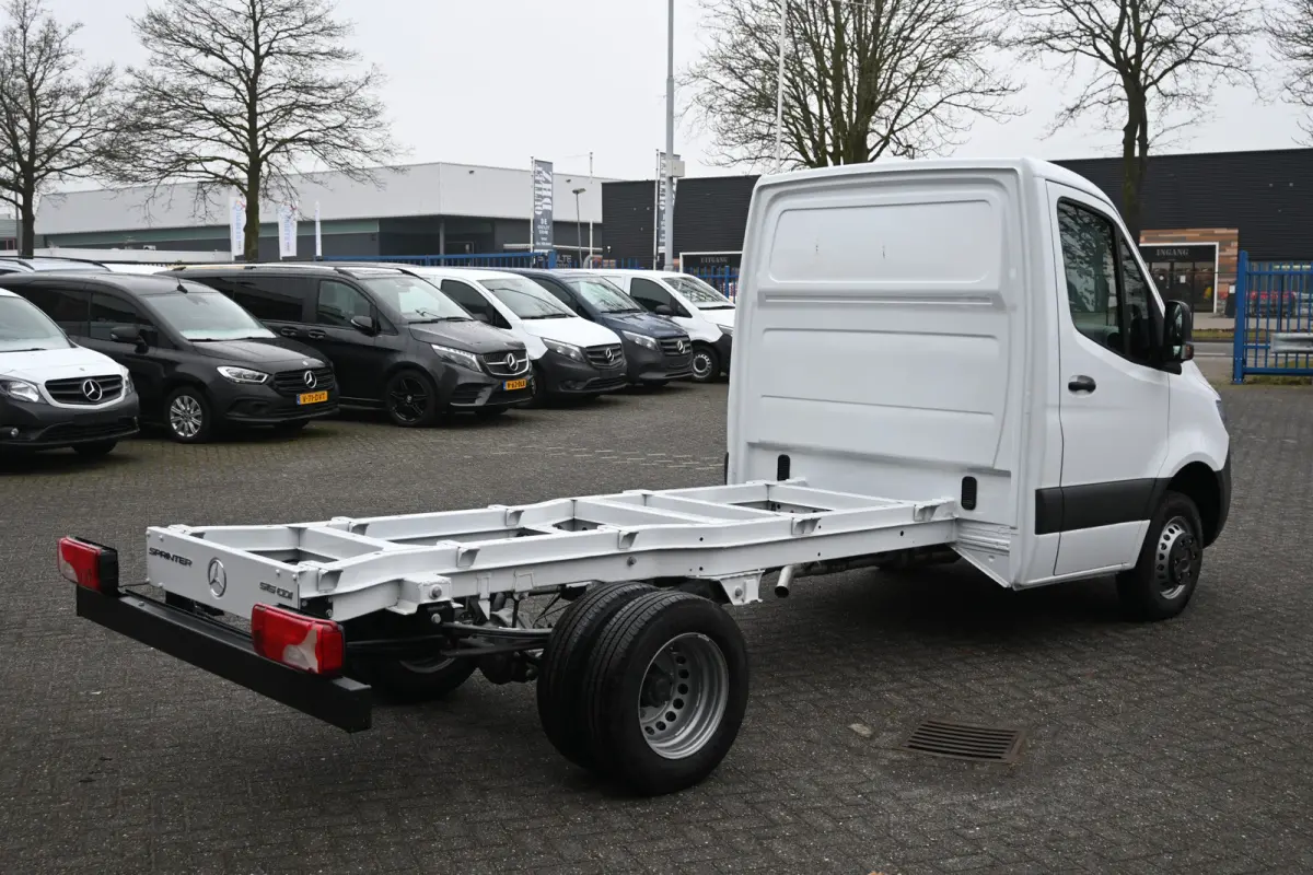 515 CDI L2 Pro chassis cabine 3500 KG trekgewicht, Geveerde stoel
