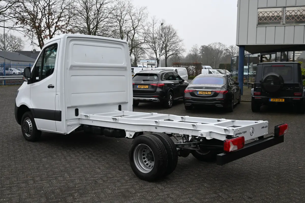 515 CDI L2 Pro chassis cabine 3500 KG trekgewicht, Geveerde stoel