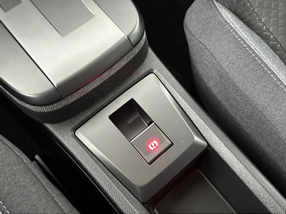 1.2 Turbo Hybrid GS | DEMONSTRATIEMODEL | Navigatie | Apple Carplay & Android Auto | Winterpack