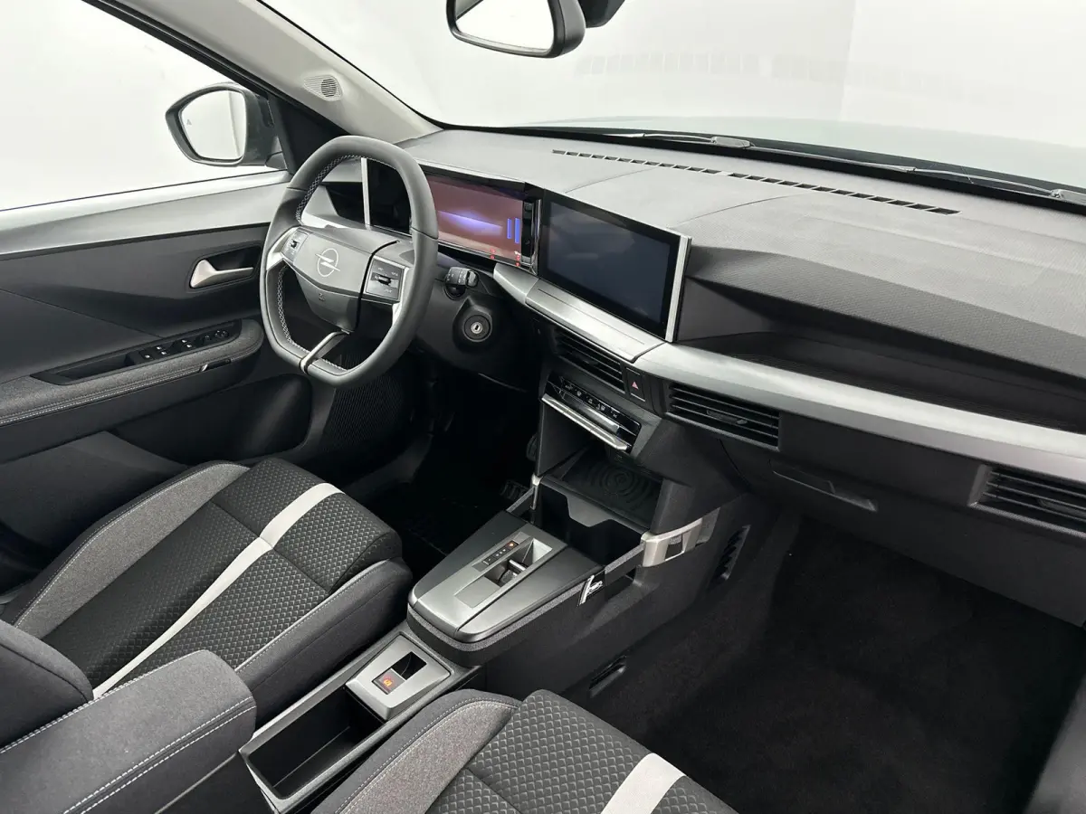 1.2 Turbo Hybrid GS | DEMONSTRATIEMODEL | Navigatie | Apple Carplay & Android Auto | Winterpack