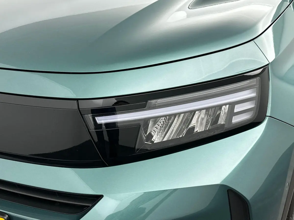 1.2 Turbo Hybrid GS | DEMONSTRATIEMODEL | Navigatie | Apple Carplay & Android Auto | Winterpack