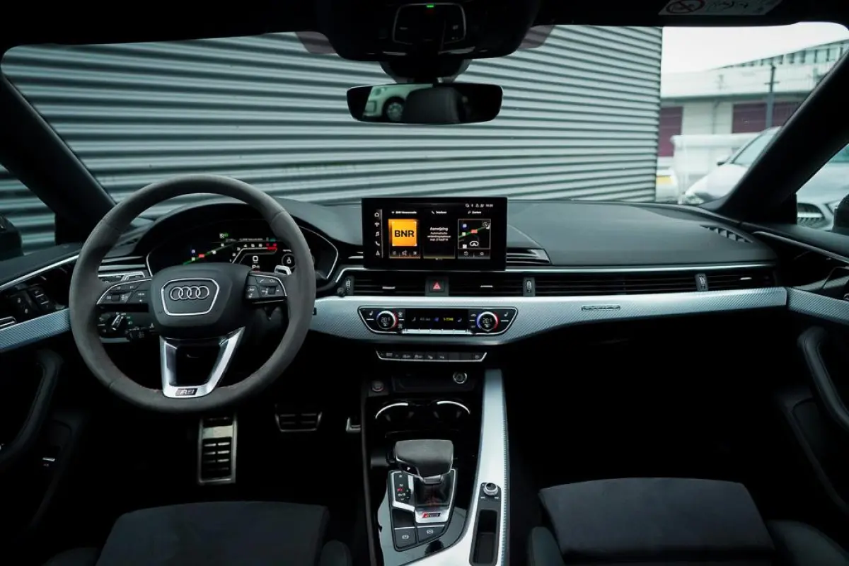2.9 TFSI A5 quattro competition plus / Massage / Pano / 360 / Fabr. Garantie