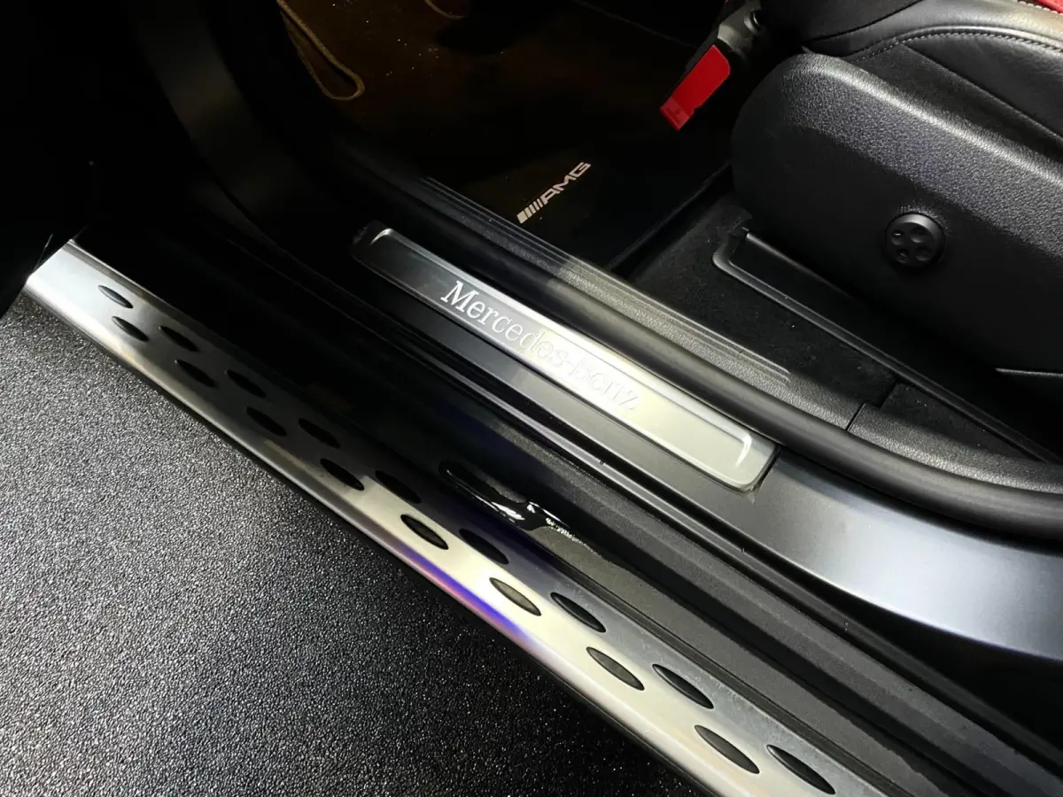 300de 4MATIC AMG Line PANODAK HUD