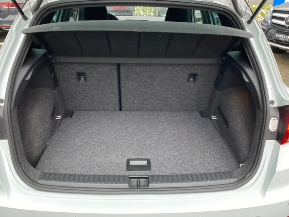 1.0 TSI DSG FR TREKHAAK/CAMERA/ACC/STOELVERW