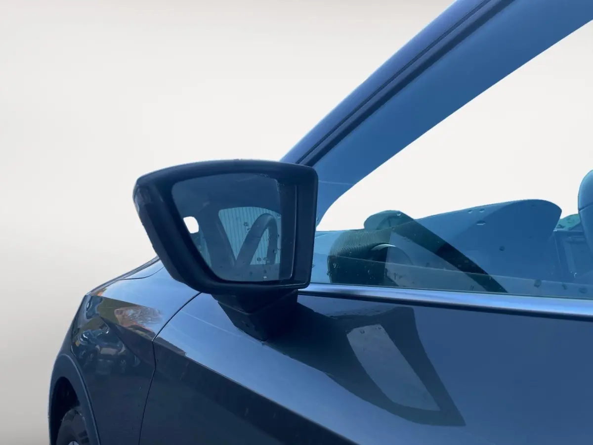 Xperience Business Connect | Apple Caplay/Android auto | Climate control | Adaptive cruise control