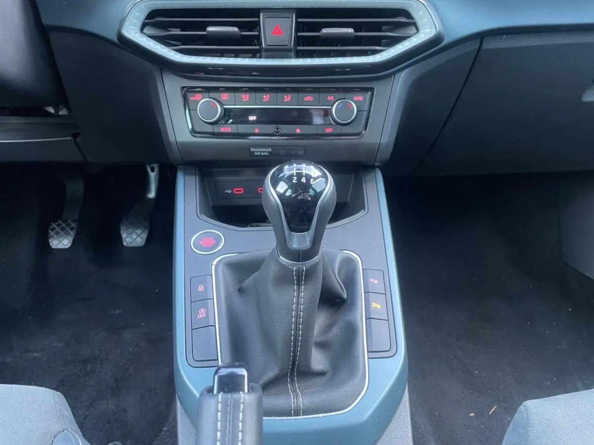 Xperience Business Connect | Apple Caplay/Android auto | Climate control | Adaptive cruise control