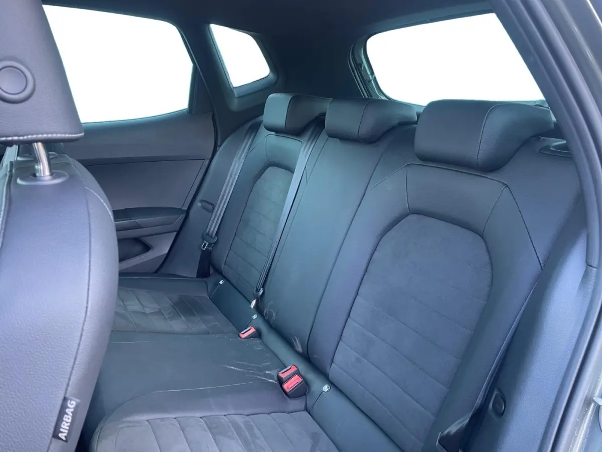 Xperience Business Connect | Apple Caplay/Android auto | Climate control | Adaptive cruise control