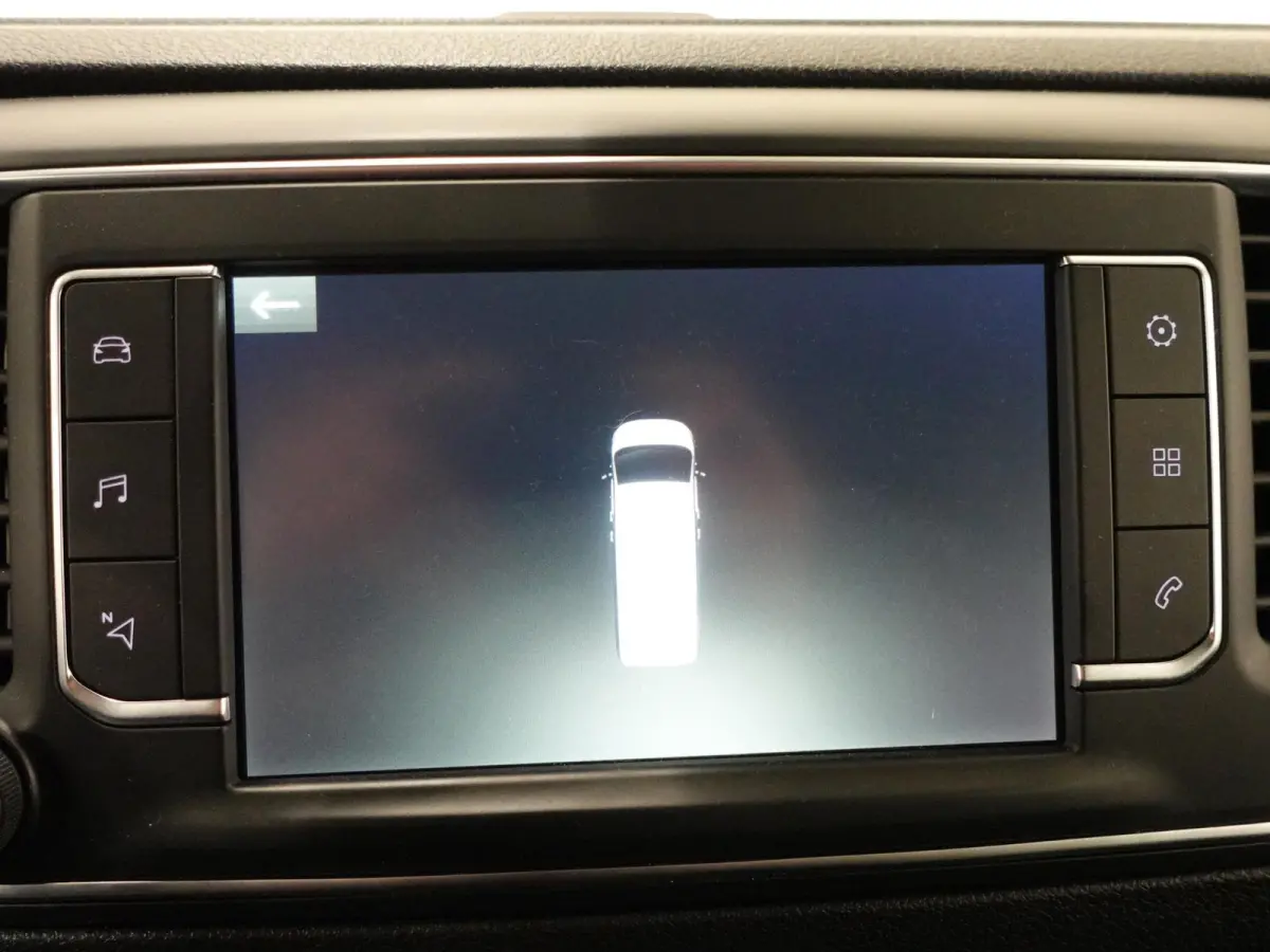 145pk Automaat L3H1 Edition Dubbele Cabine Airco Cruise control Navigatie Trekhaak Carplay Parkeersensoren