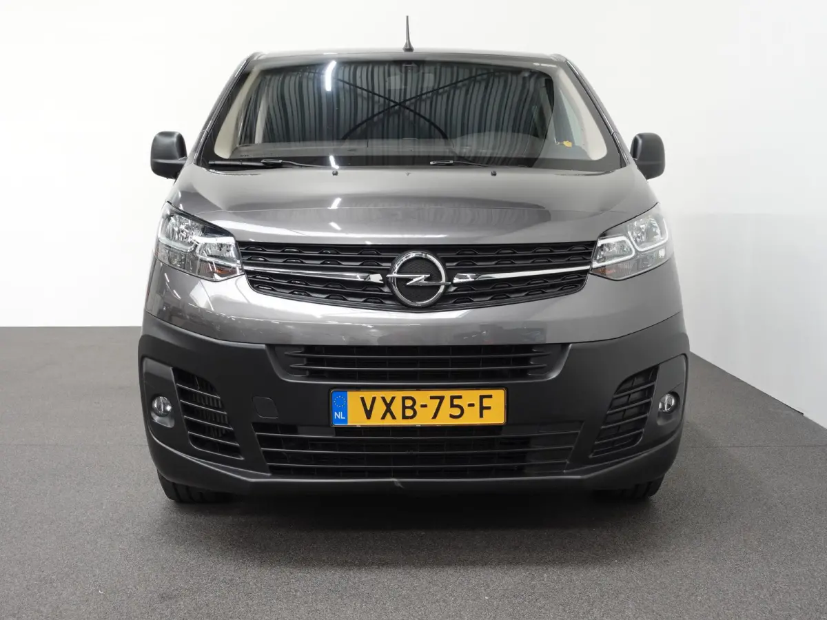 145pk Automaat L3H1 Edition Dubbele Cabine Airco Cruise control Navigatie Trekhaak Carplay Parkeersensoren