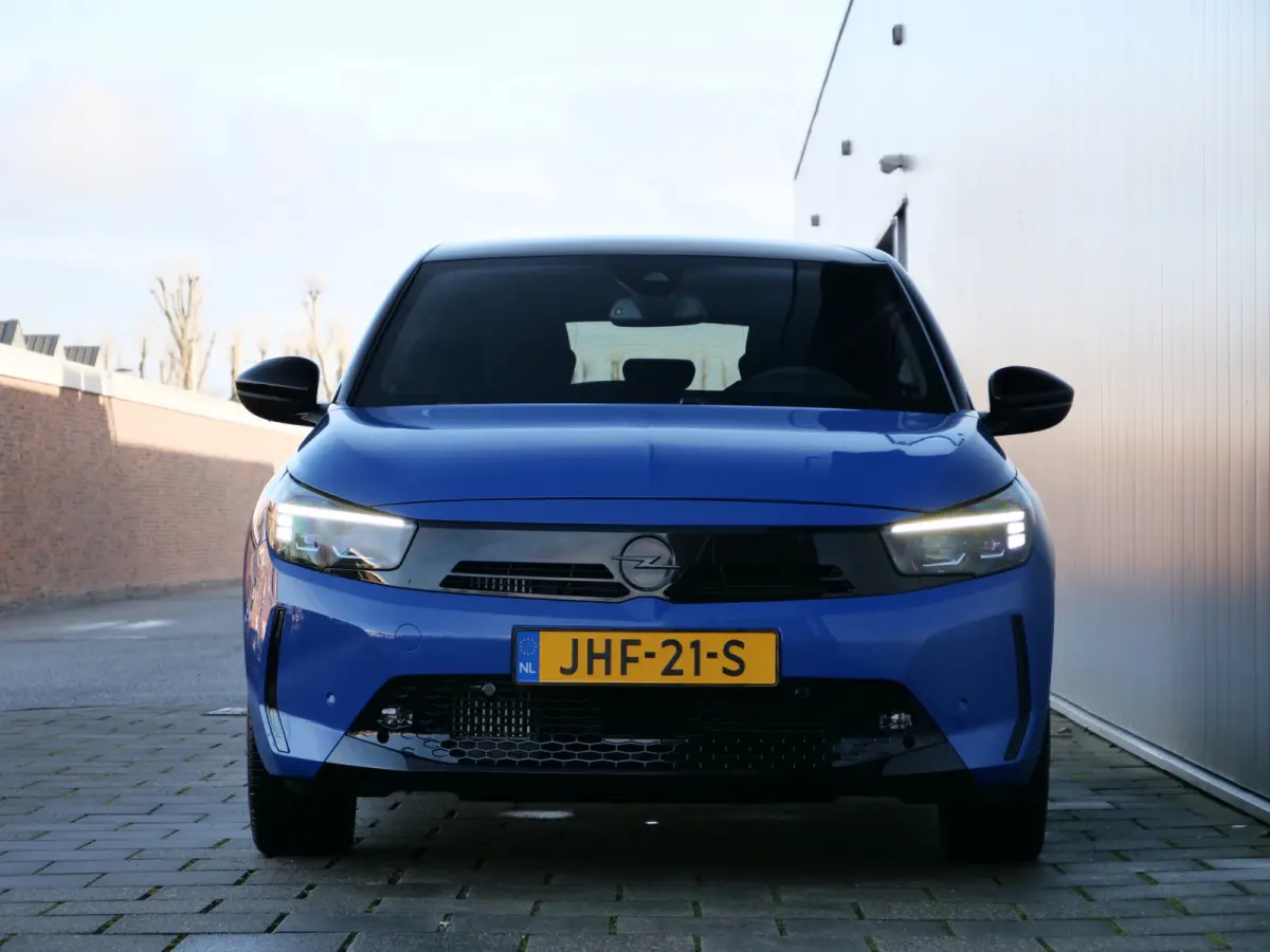 1.2 Turbo Hybrid 130 Pk Automaat DAB / Apple Carplay / Camera / PDC / Winterpakket