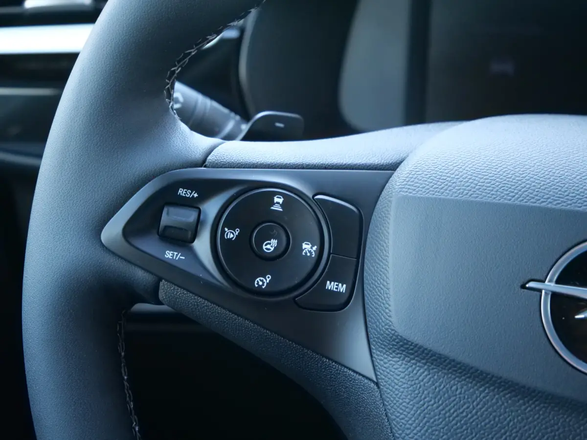 1.2 Turbo Hybrid 130 Pk Automaat DAB / Apple Carplay / Camera / PDC / Winterpakket