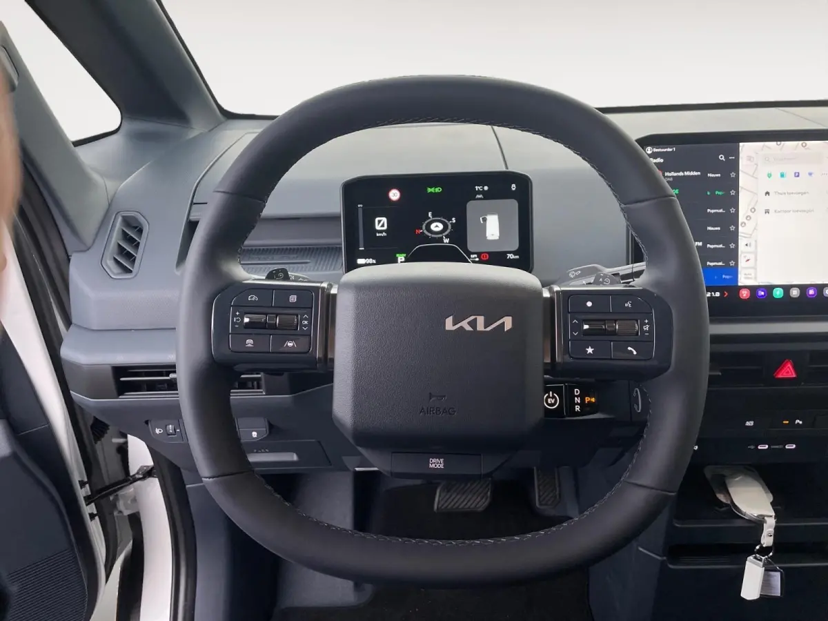 Plus 71.2 kWh | Nieuw te bestellen! | 416 Km bereik |  Laadcapaciteit 4.4 m³ | Verwarmd Stuur | Accessoirecheque t.w.v. €2500!