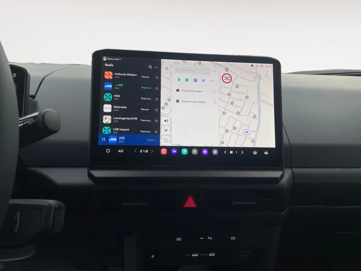 Plus 71.2 kWh | Nieuw te bestellen! | 416 Km bereik |  Laadcapaciteit 4.4 m³ | Verwarmd Stuur | Accessoirecheque t.w.v. €2500!
