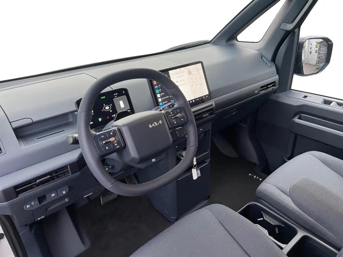 Plus 71.2 kWh | Nieuw te bestellen! | 416 Km bereik |  Laadcapaciteit 4.4 m³ | Verwarmd Stuur | Accessoirecheque t.w.v. €2500!