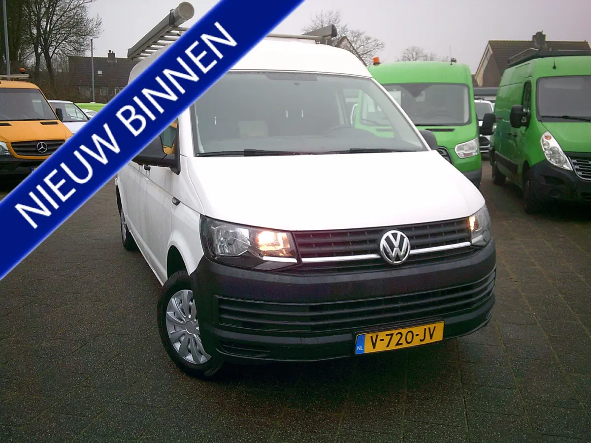 2.0 TDI L2H2 Comfortline VOORZIEN VAN AIRCO+TREKHAAK+IMPERIAAL !!