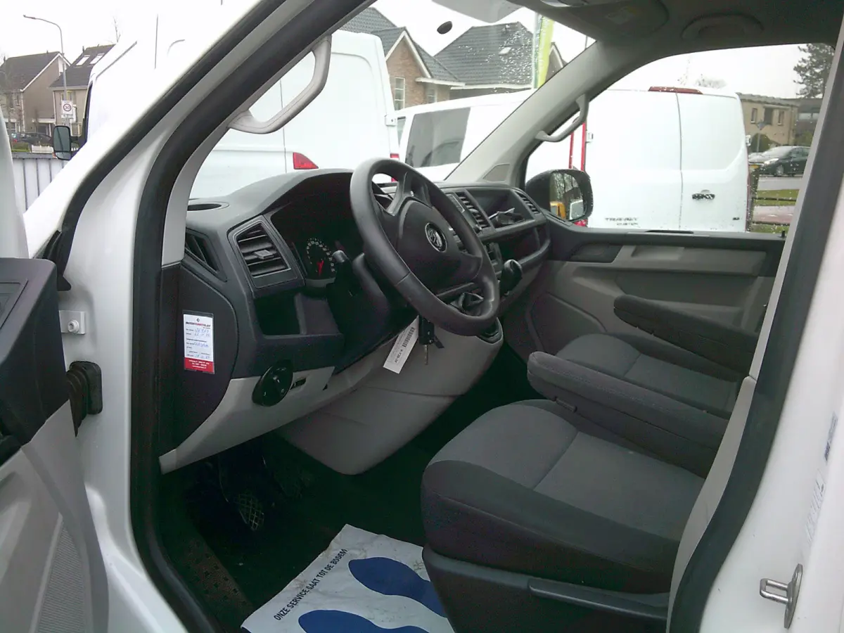 2.0 TDI L2H2 Comfortline VOORZIEN VAN AIRCO+TREKHAAK+IMPERIAAL !!