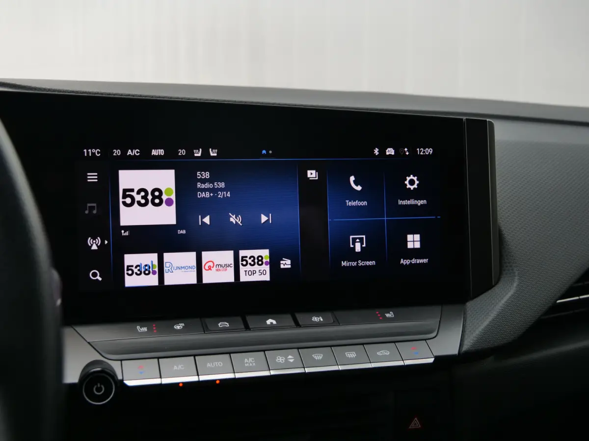 1.2 Turbo 130 Pk Ultimate Apple Carplay / DAB / Camera