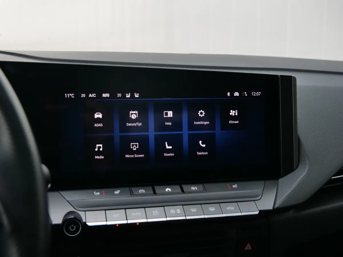 1.2 Turbo 130 Pk Ultimate Apple Carplay / DAB / Camera