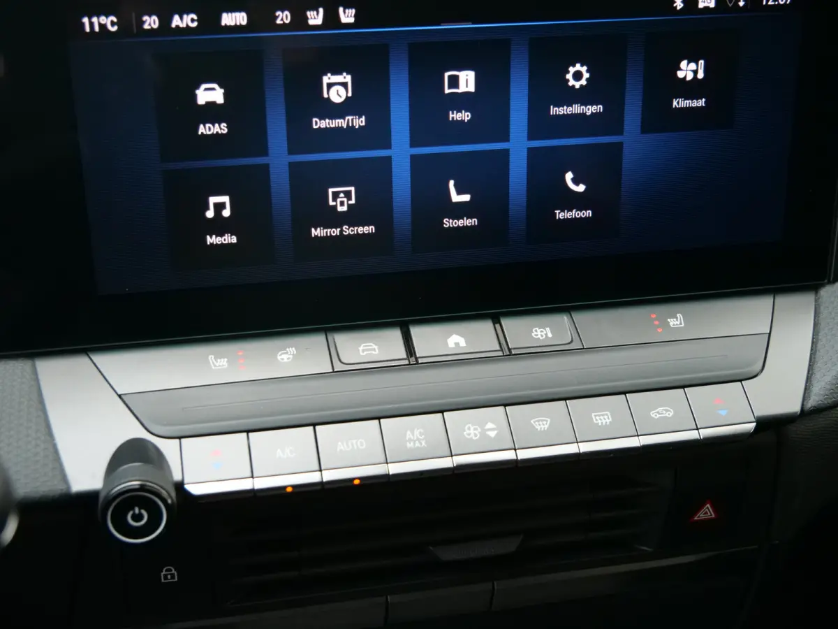 1.2 Turbo 130 Pk Ultimate Apple Carplay / DAB / Camera
