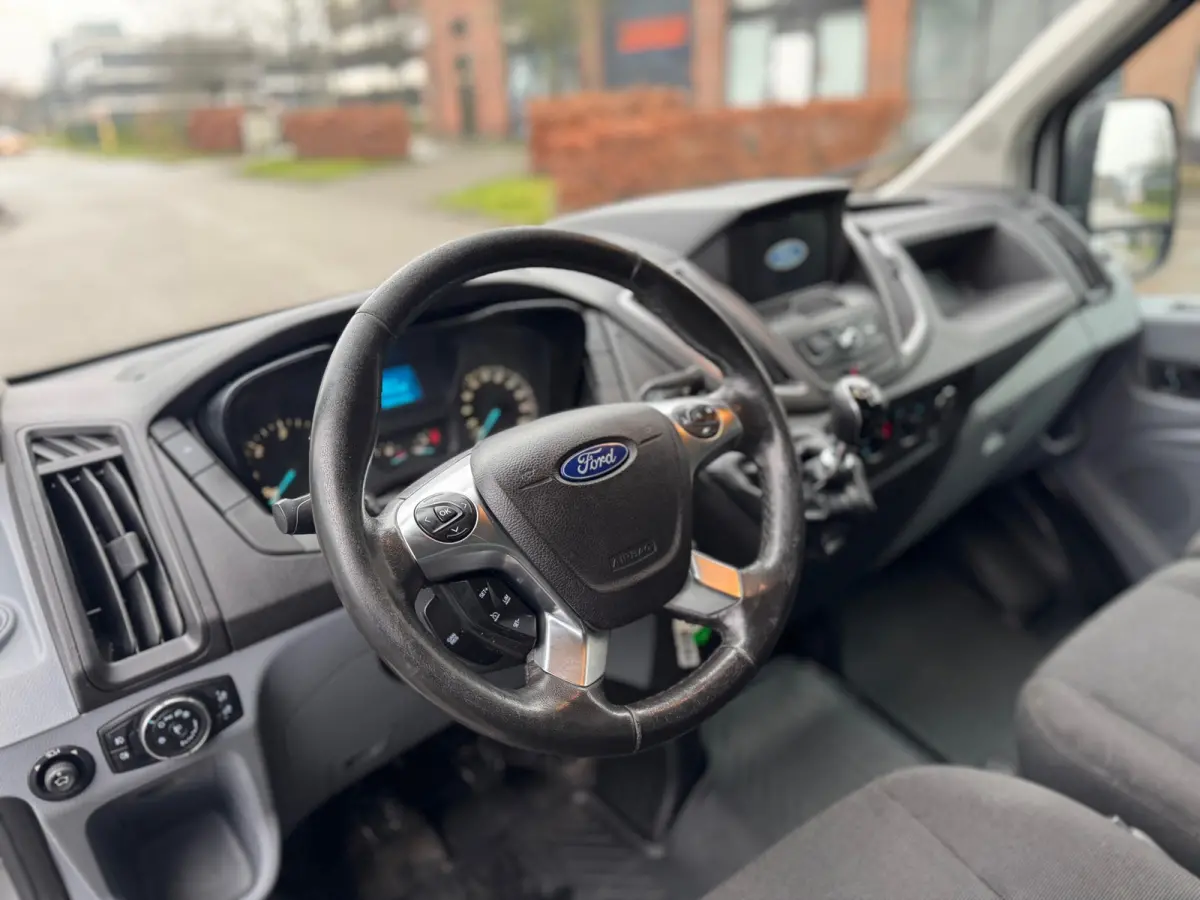 350 2.0 TDCI L4H4 Trend 100% Onderhouden Navigatie Airco