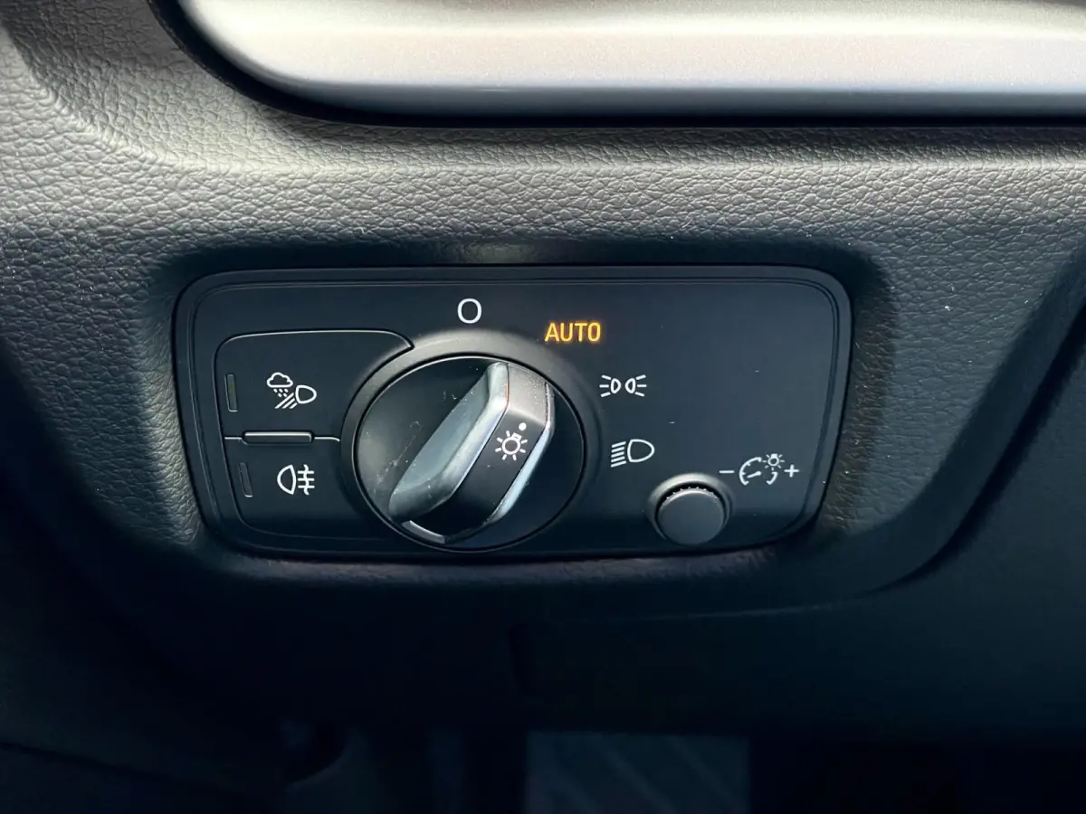 1.6 TDI Pro Line NAVI LEER incl BTW