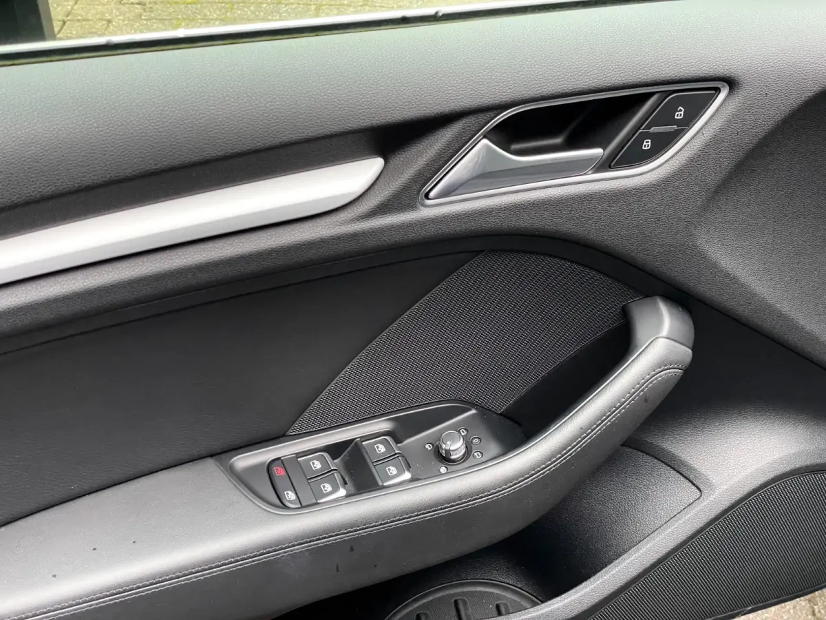 1.6 TDI Pro Line NAVI LEER incl BTW