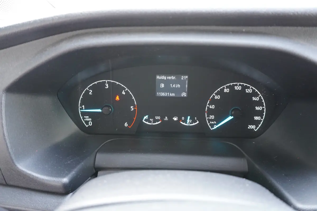 320 2.0 TDCI 130PK L2H1 Trend Schuifdeur links en rechts Nr. V102 | Airco | Cruise | Camera | Apple CP - Android auto