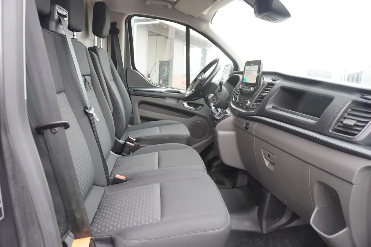320 2.0 TDCI 130PK L2H1 Trend Schuifdeur links en rechts Nr. V102 | Airco | Cruise | Camera | Apple CP - Android auto