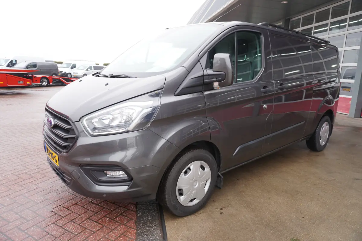 320 2.0 TDCI 130PK L2H1 Trend Schuifdeur links en rechts Nr. V102 | Airco | Cruise | Camera | Apple CP - Android auto